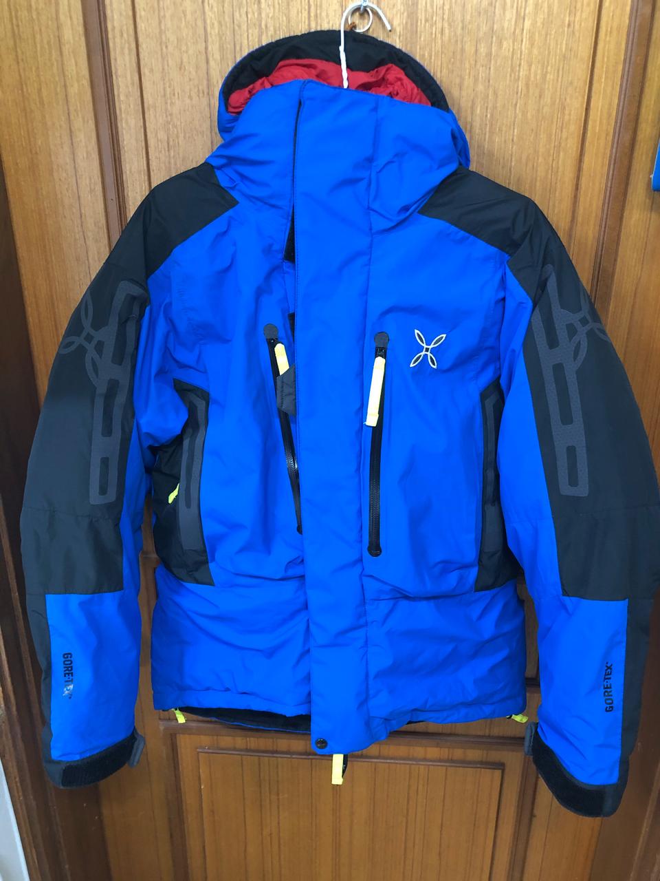 몬츄라 히말라야 다운 패딩 점퍼