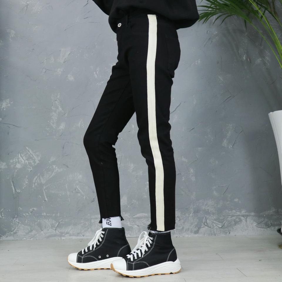 남자 9부 블랙 청바지 사이드라인 배색 데님 진