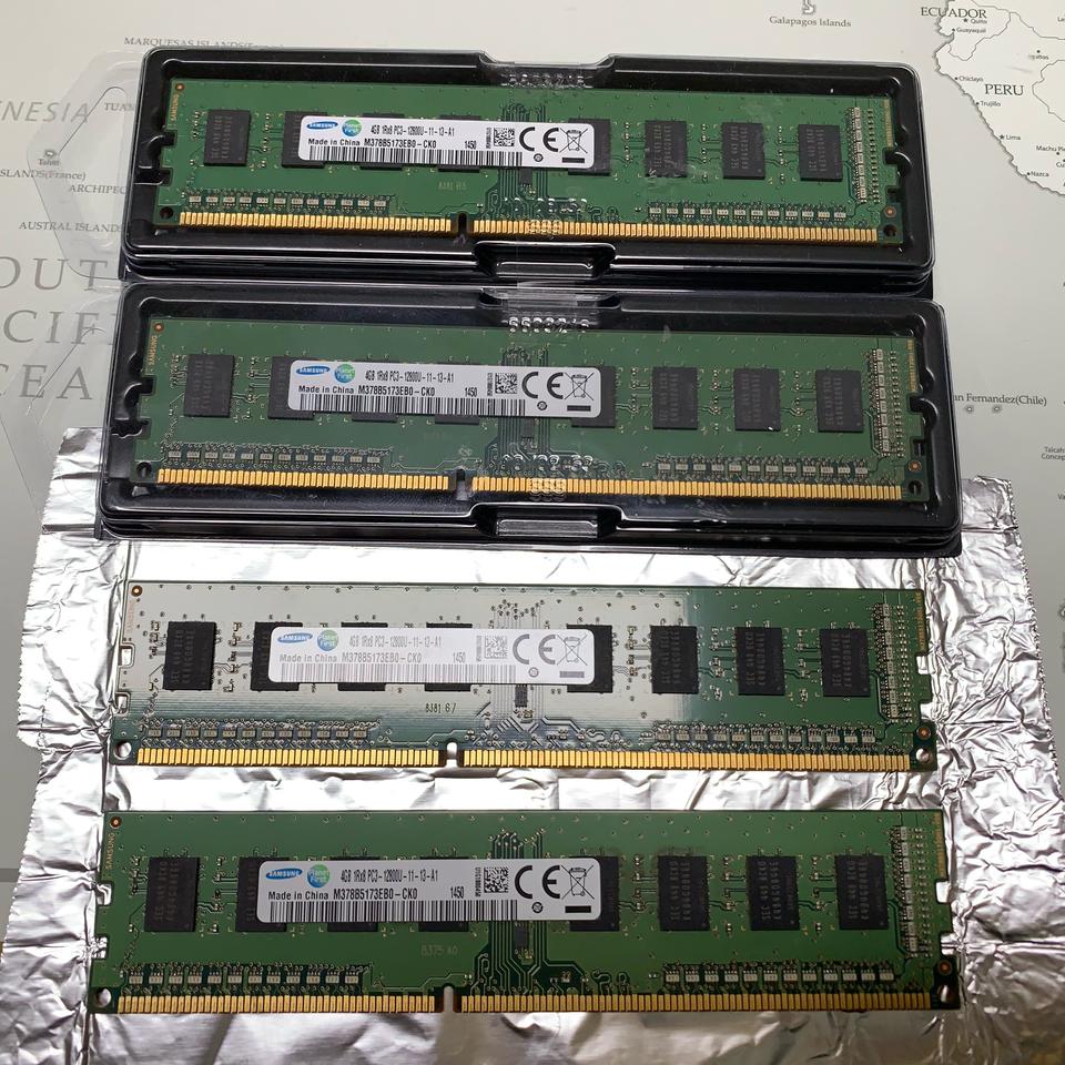 PC 메모리 (삼성 PC3-12800U) 4gb x 4ea