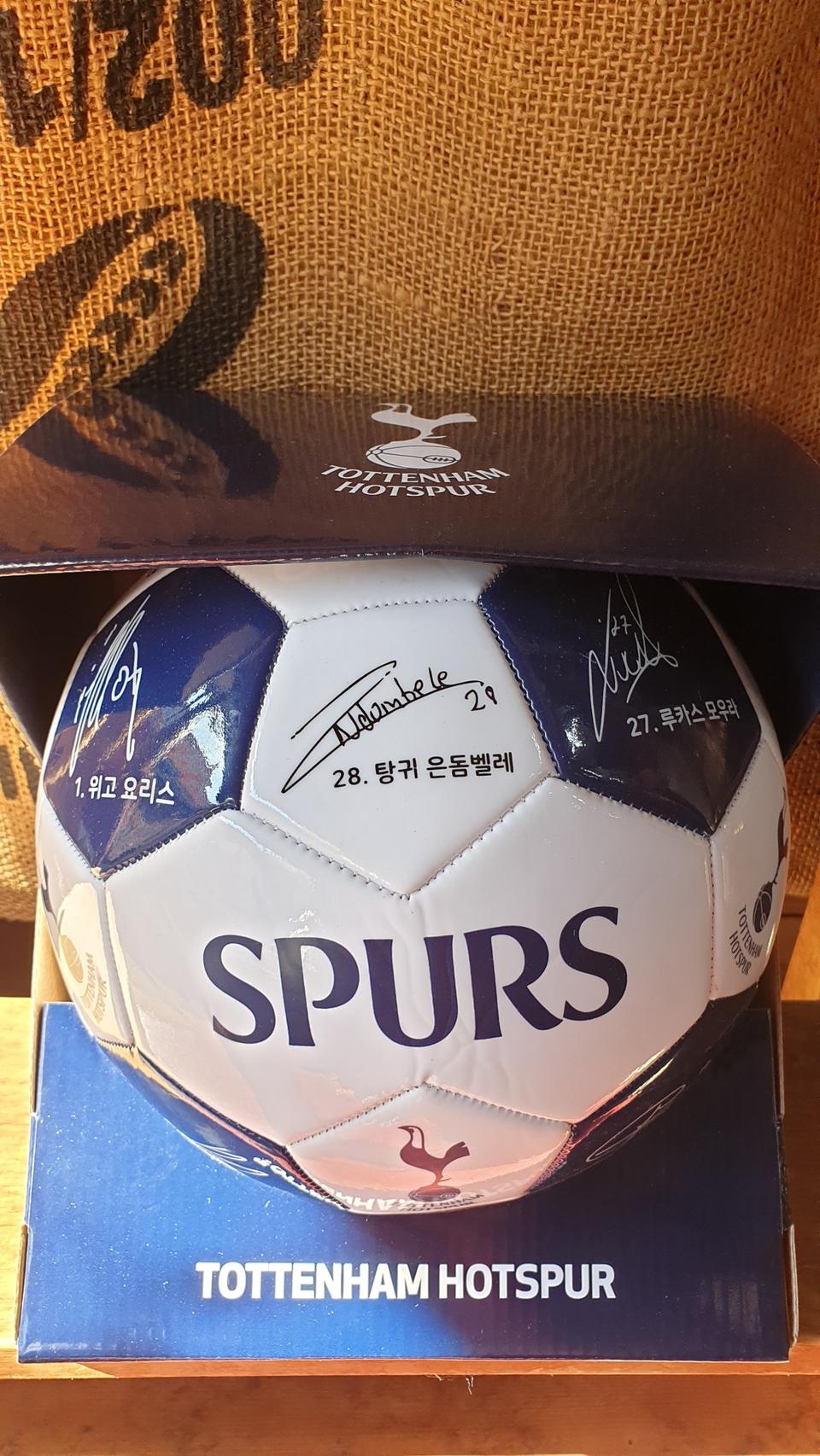 토트넘 팀 싸인, 손흥민 선수 싸인 마킹 축구공. 새상품