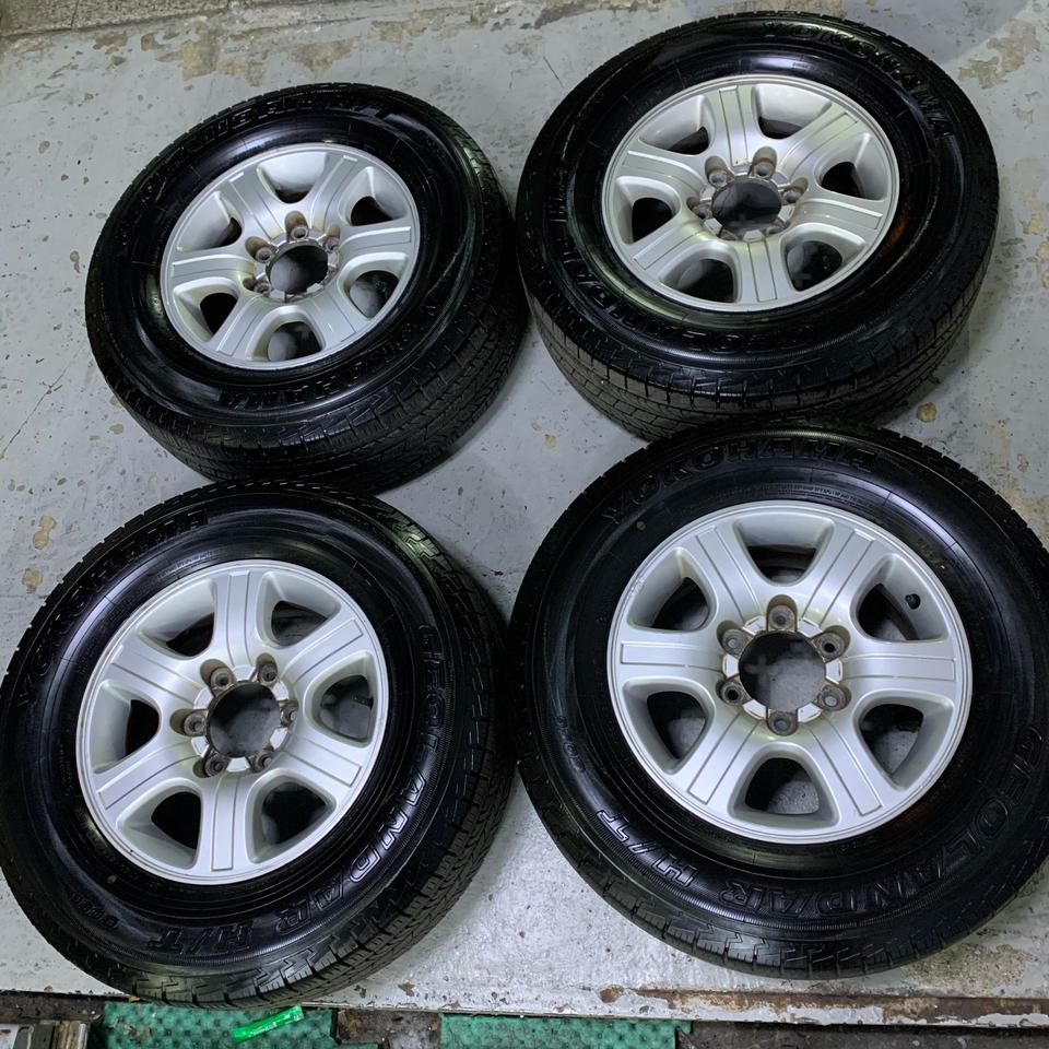 렉스턴 6홀 16인치 255 65 16 요코하마