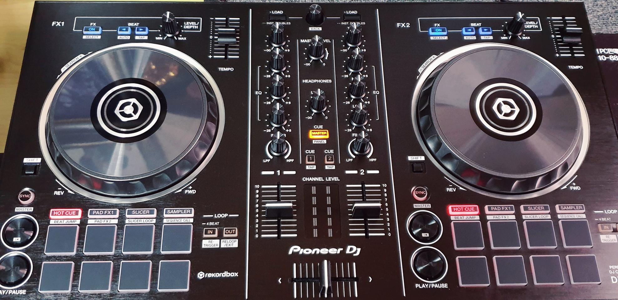 디제이 컨트롤러 파이오니아 DDJ RB 신품급 디제잉장비