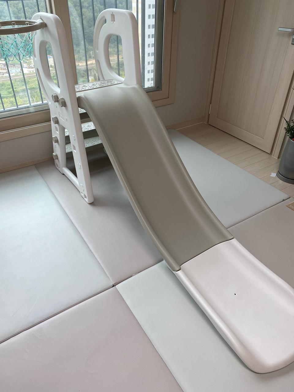 맘앤리틀 미끄럼틀 그네 세트 판매해요