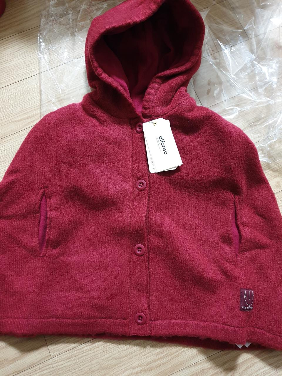 새상품 알퐁소 폴리안감 니트망토