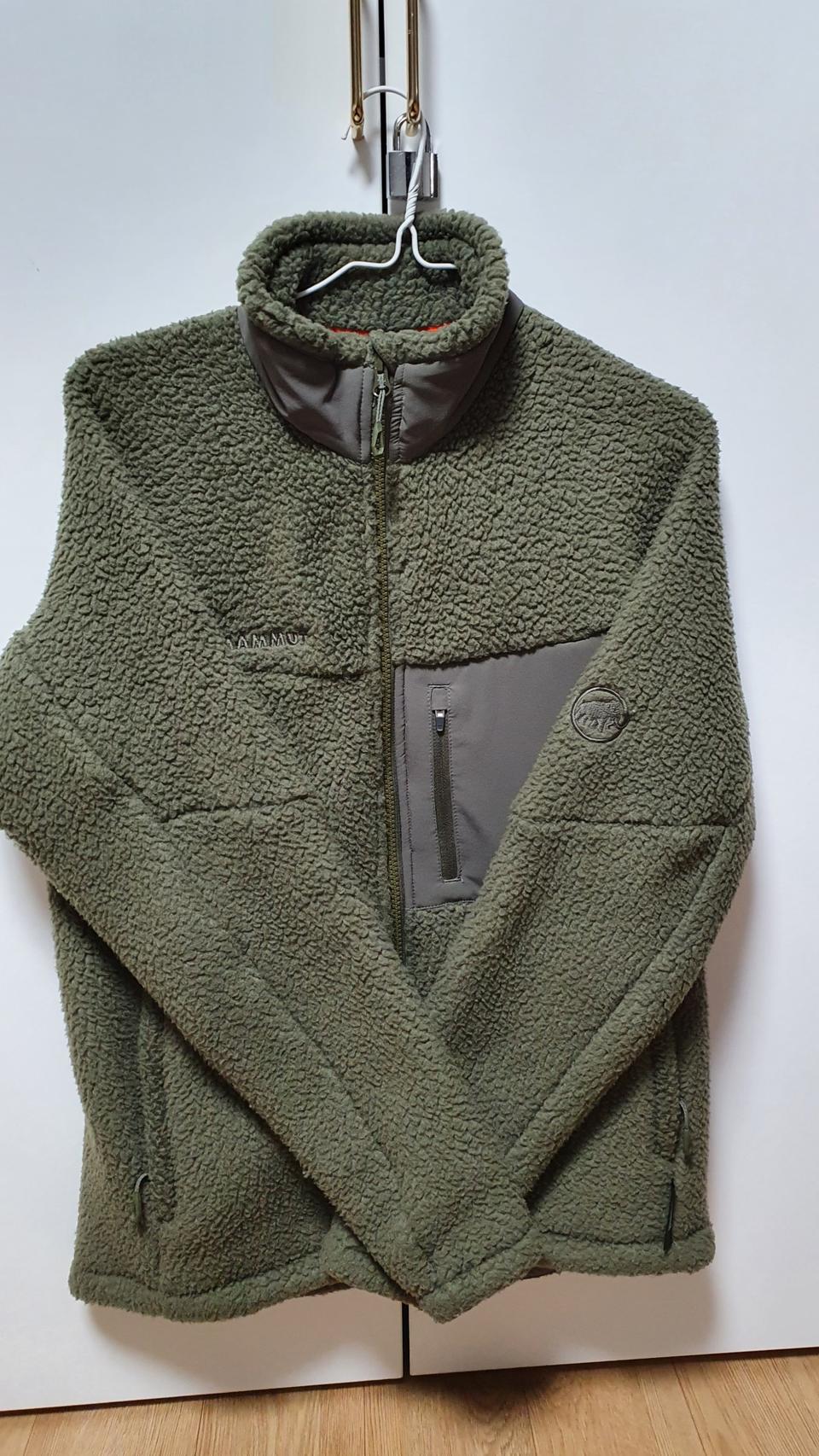 마무트 양털 100%후리스   M 100