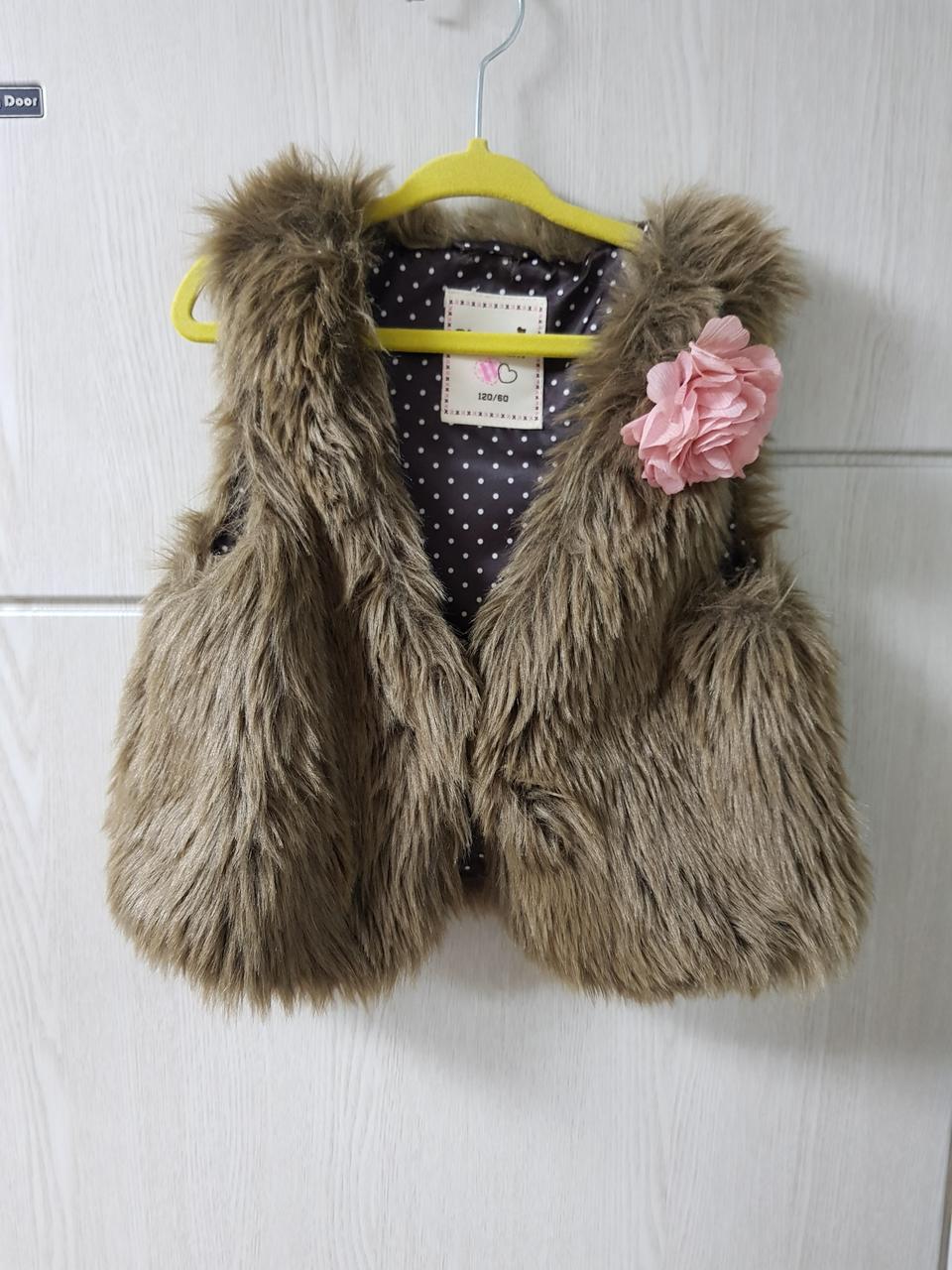 오휘여아 퍼조끼