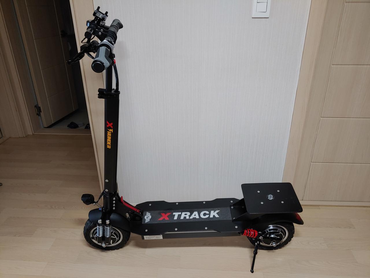 AU테크 엑스트랙 썬더 10인치 듀얼 전동퀵보드