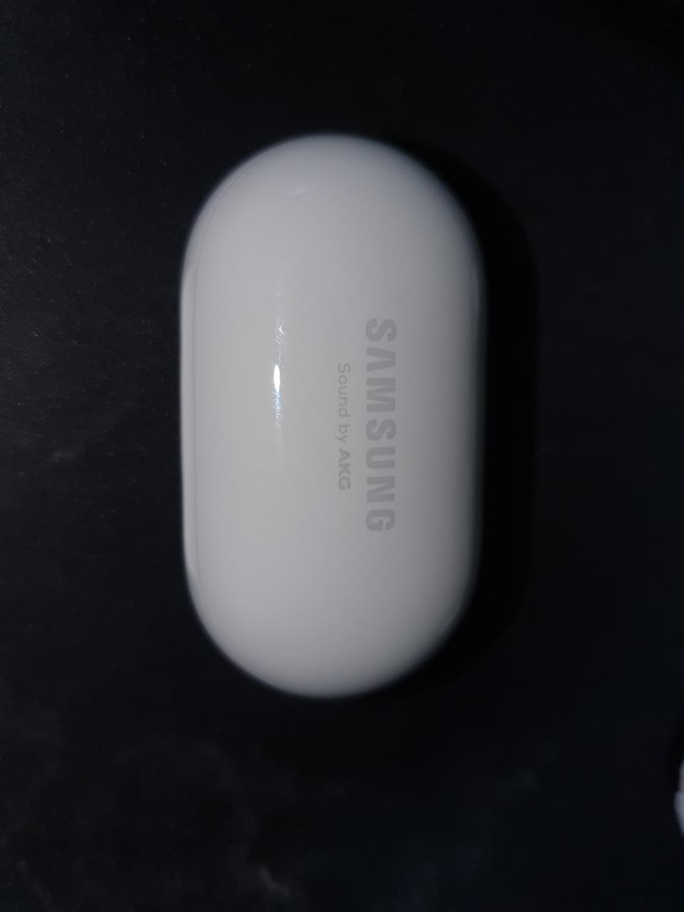 갤럭시 버즈 플러스 팝니다.