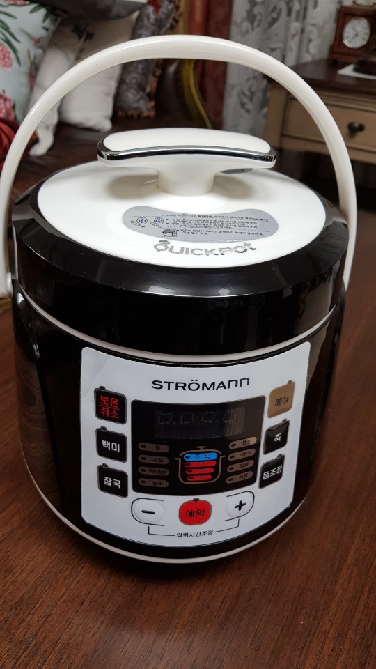 스트료만 STRÖMANN 전기밥솥