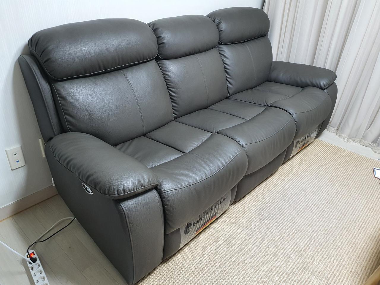 리클라이너 쇼파