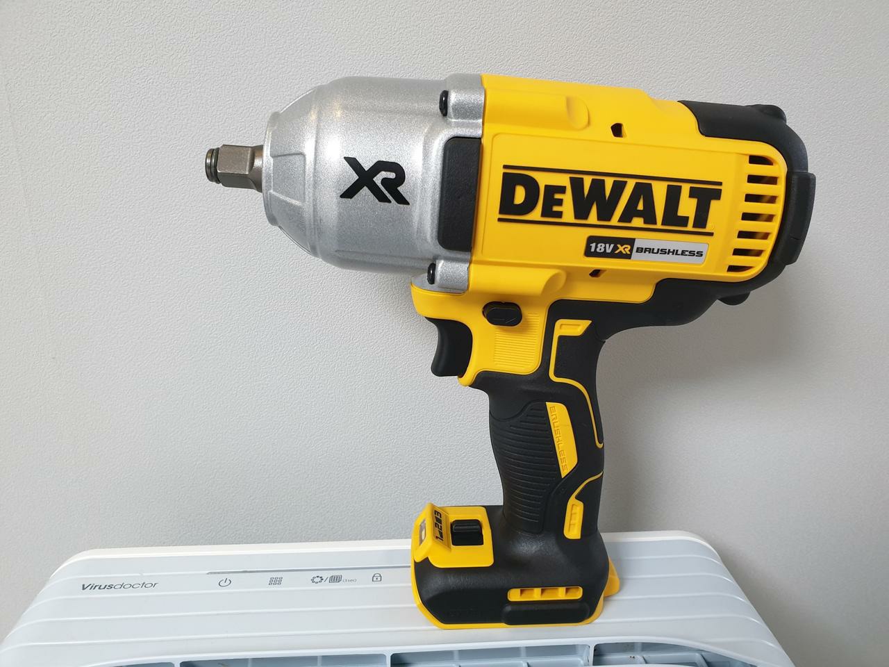 디월트 899 하이토크 18v 충전 임팩트 렌치 드라이버 미사용 무료배송