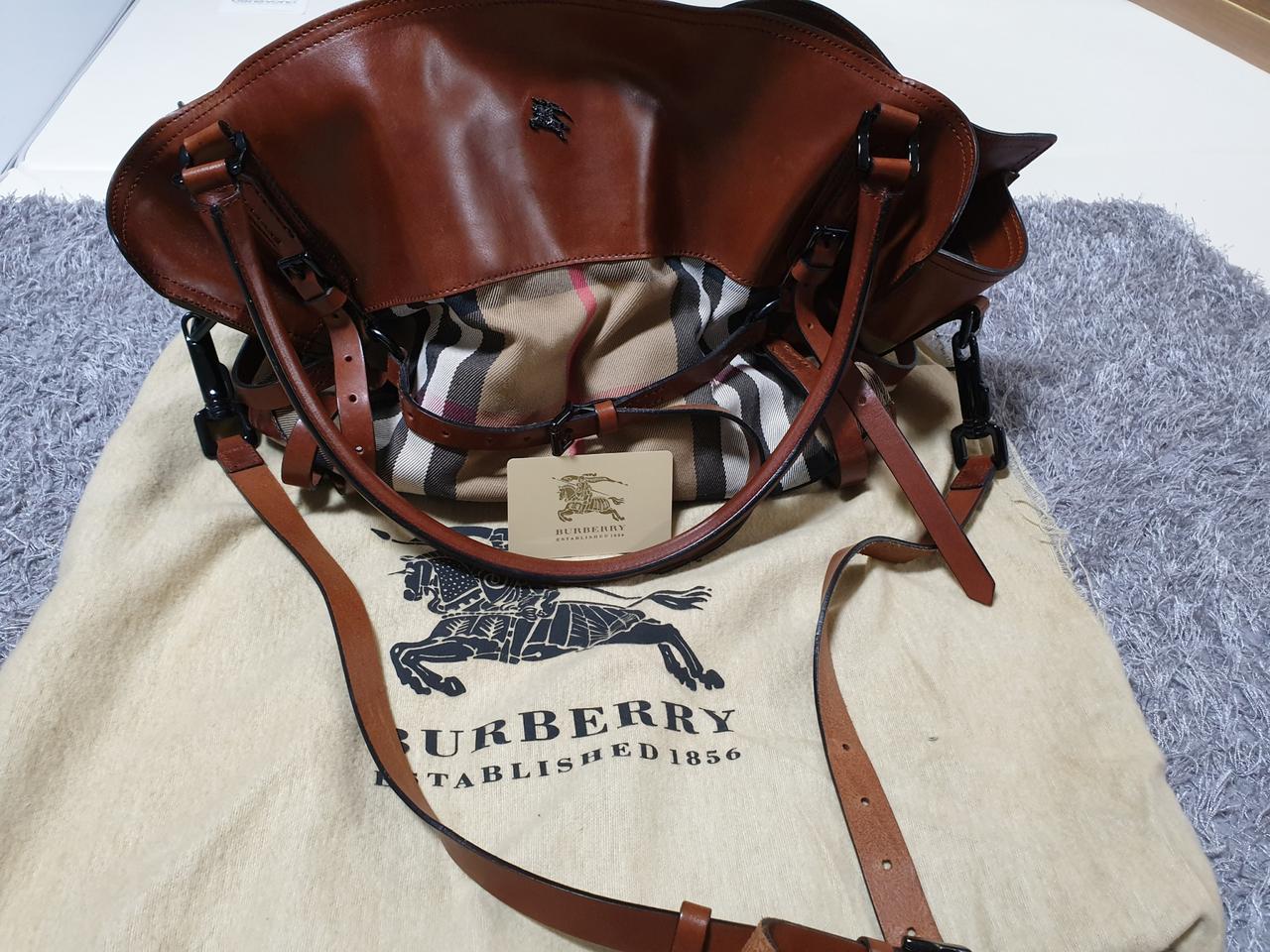 정품 버버리