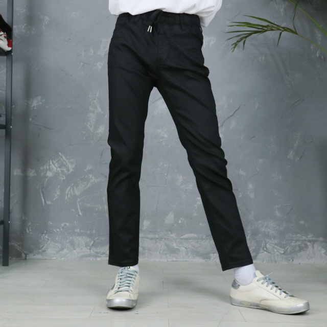 남자 무광 코팅진 밴딩 가죽바지