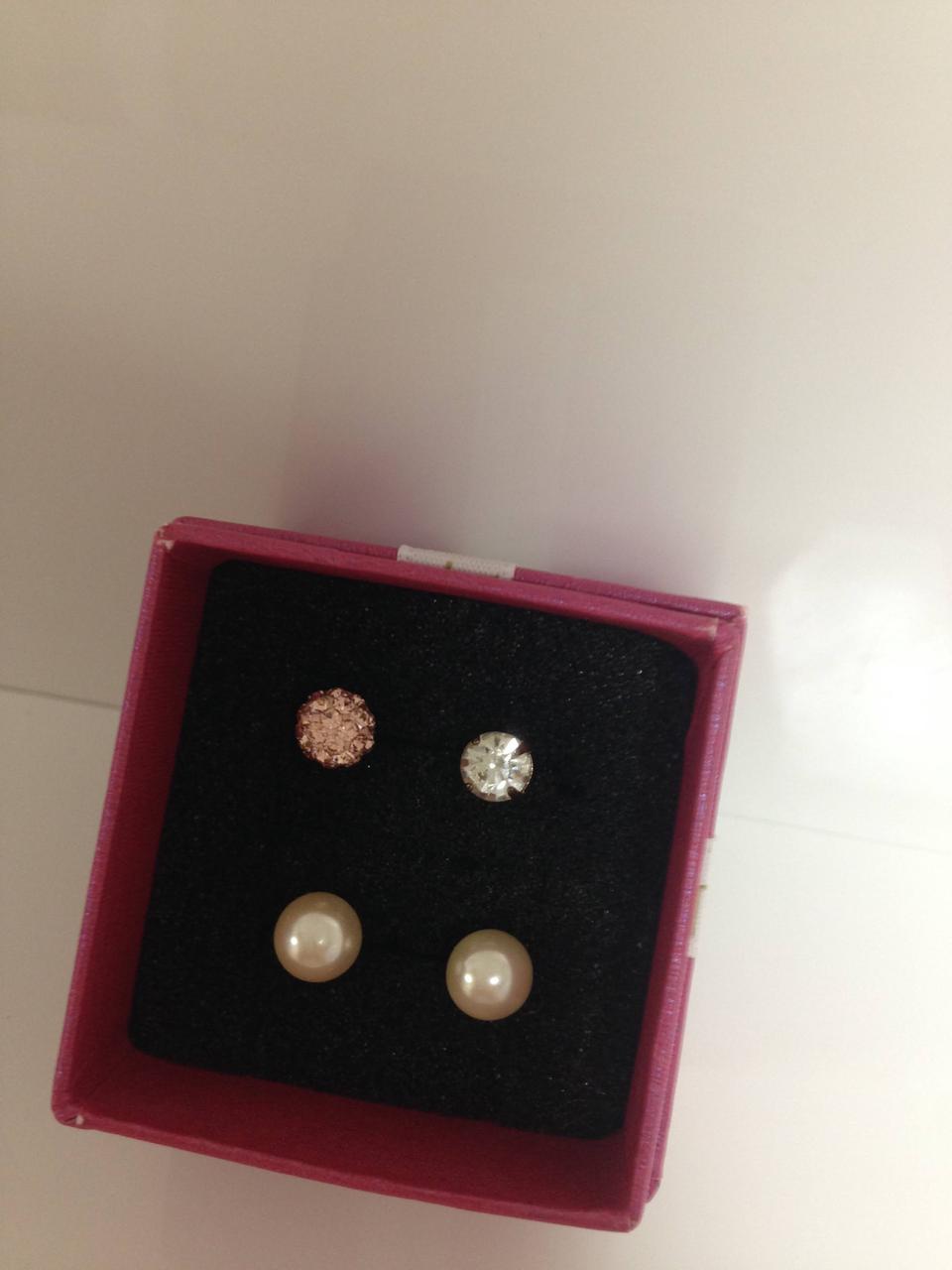 (총4개일괄) 진주귀걸이 포인트 피어싱