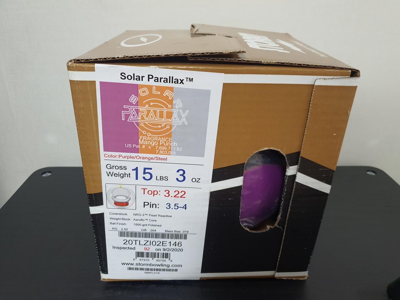 스톰 솔라패럴랙스 15파운드 새볼링공 팝니다.