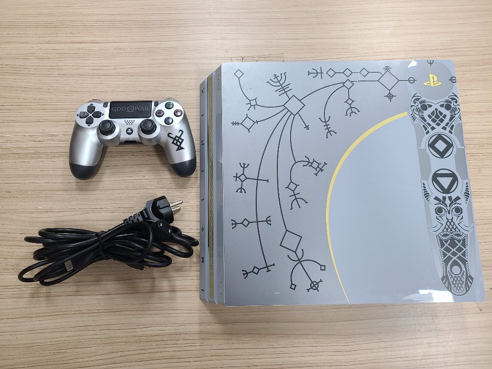 PS4/플스4 7117프로 1테라 갓오브워에디션 