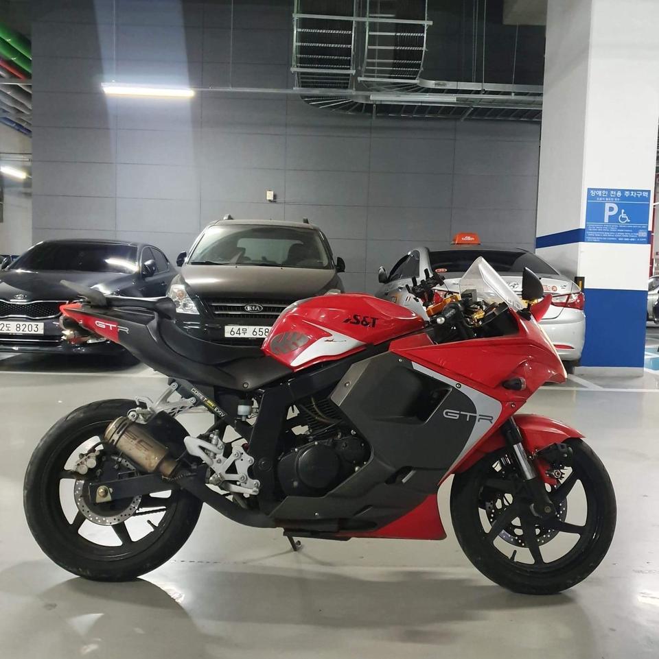 @Kr모터스 코멧125Rc 2015년 식 차량 판매합니다.@