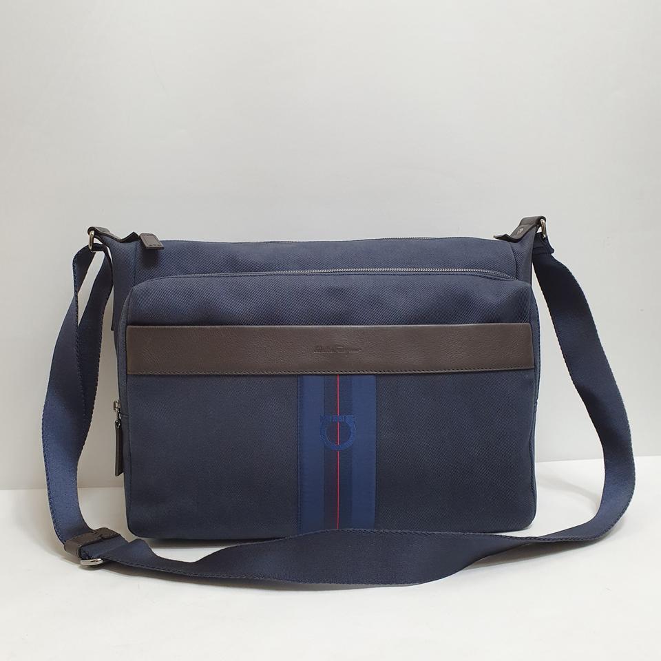 정품) 페라가모 자가드 서류 크로스백