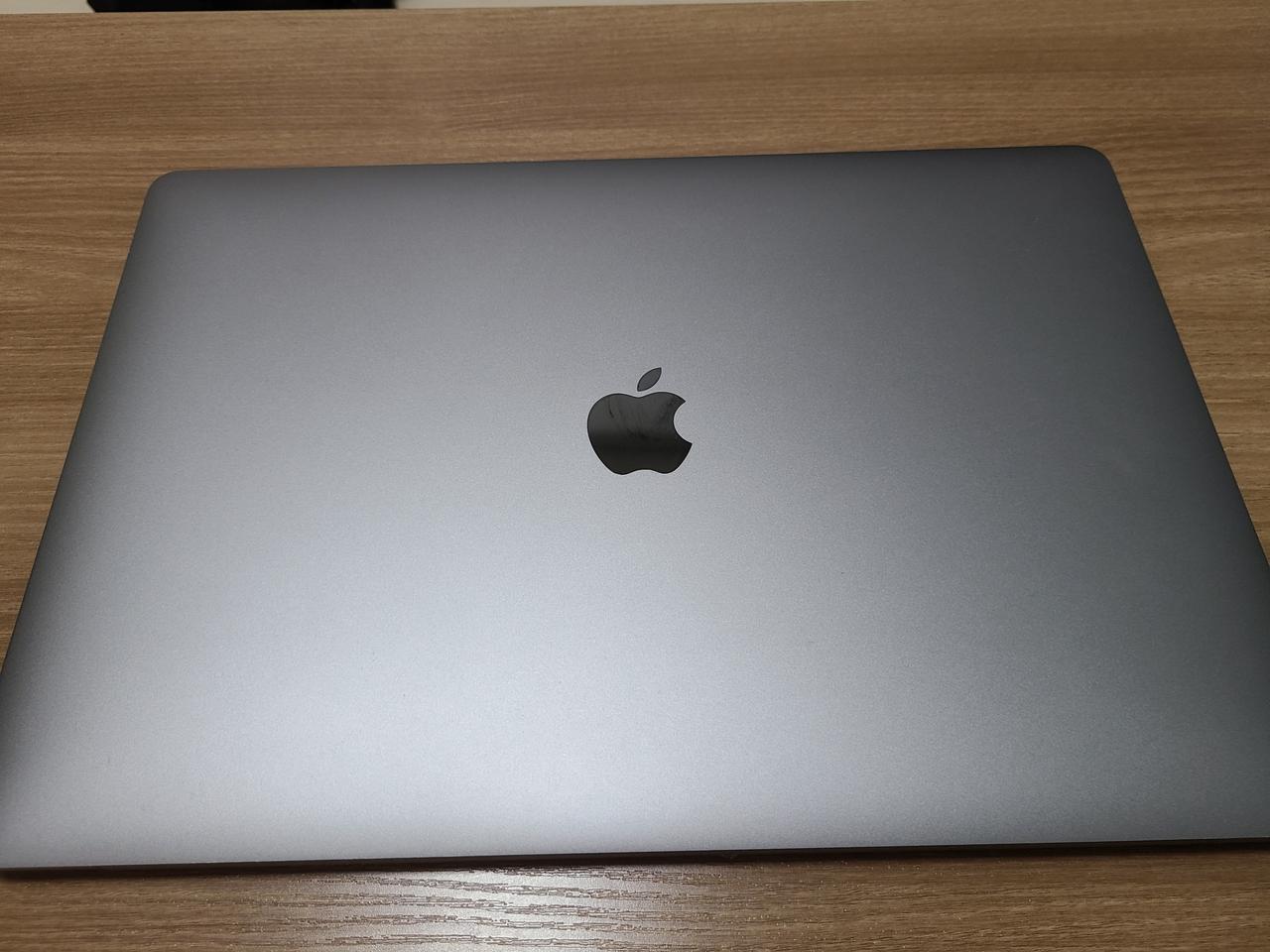 2018 맥북 프로 15인치 기본형 메모리 32GB CTO