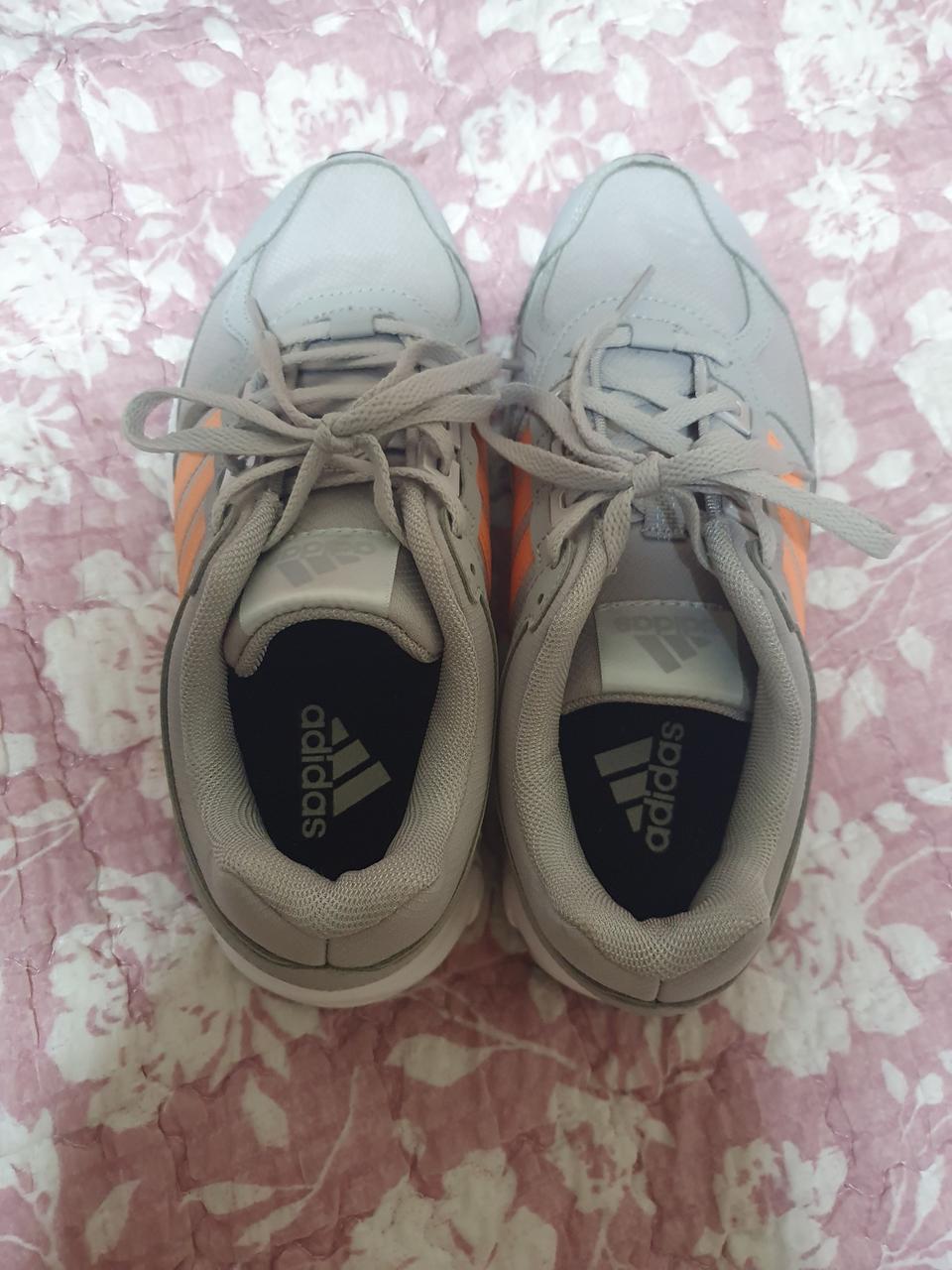 아디다스이큅먼트  팔아요