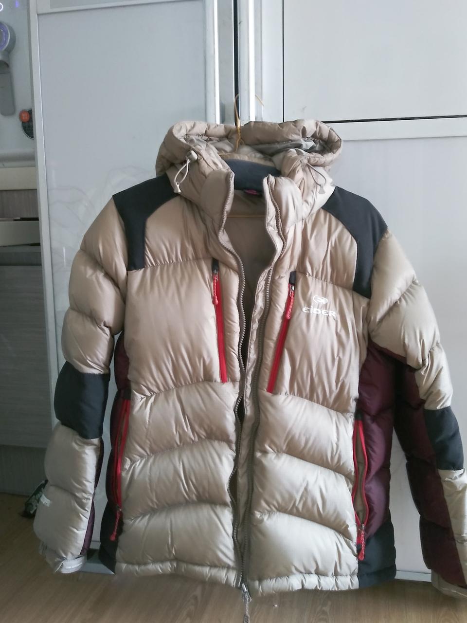 페팅 아이더새상품 빵빵합니다싸이즈라지반품불가가격내림싸이즈미스로내놔요