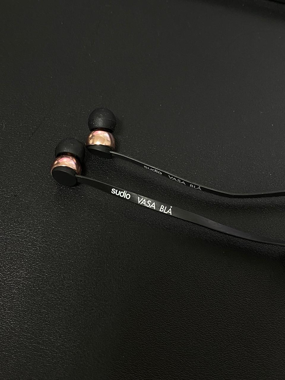 수디오 바사블라 블루투스 이어폰