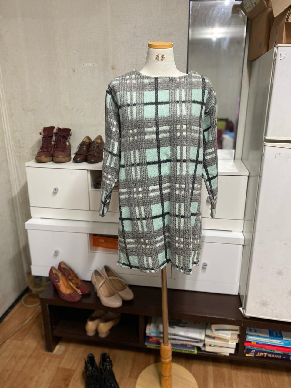 밀앤아이 체크 원피스