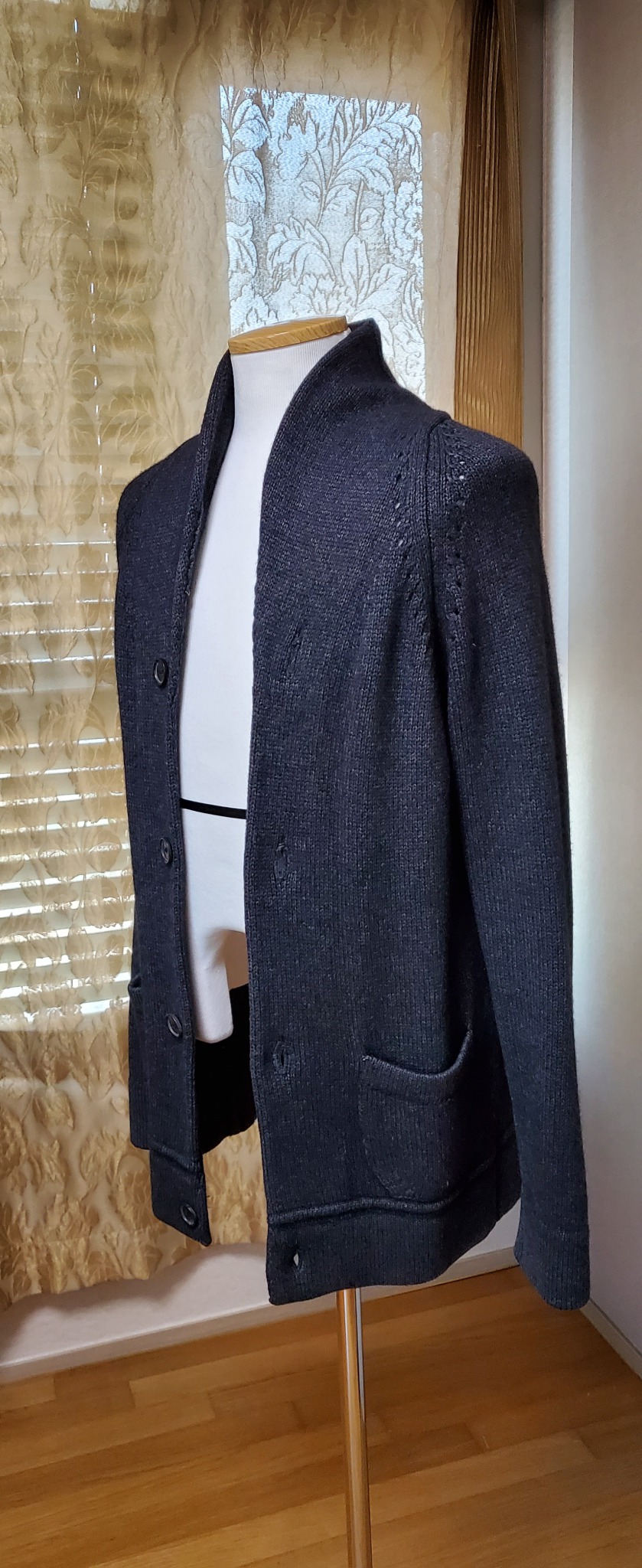 (최종내림) GIANFRANCO FERRE 니트 가디건