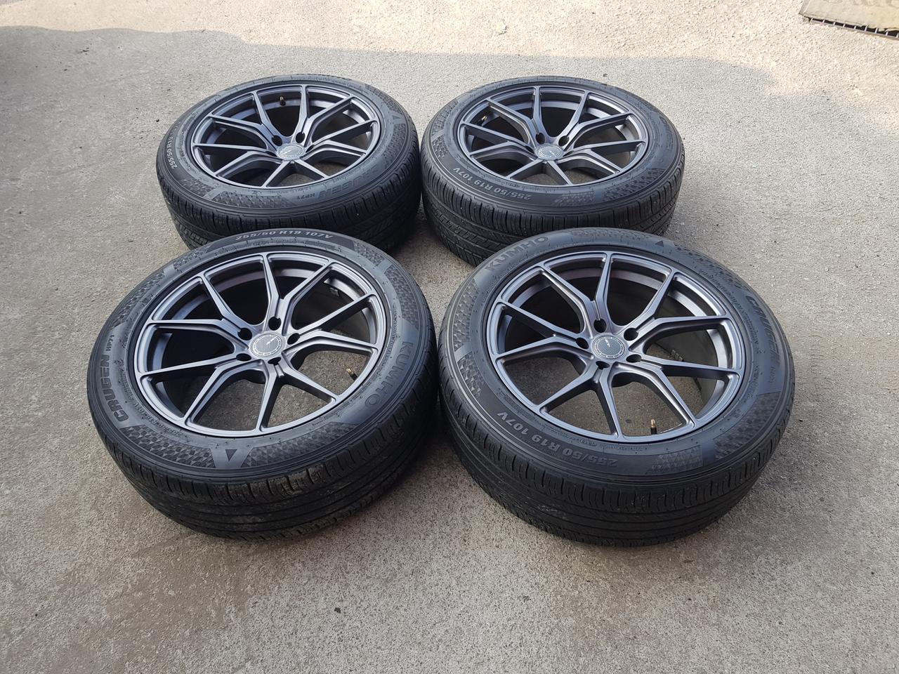 벨센 19인치 휠타이어 판매합니다.