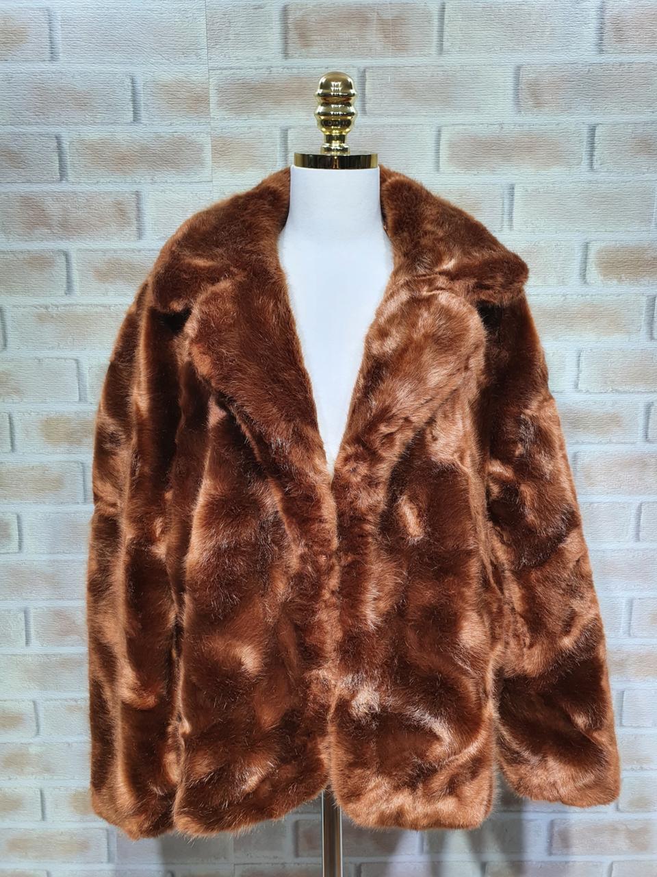 택부착 자라 129,000원 페이크 퍼코트 S