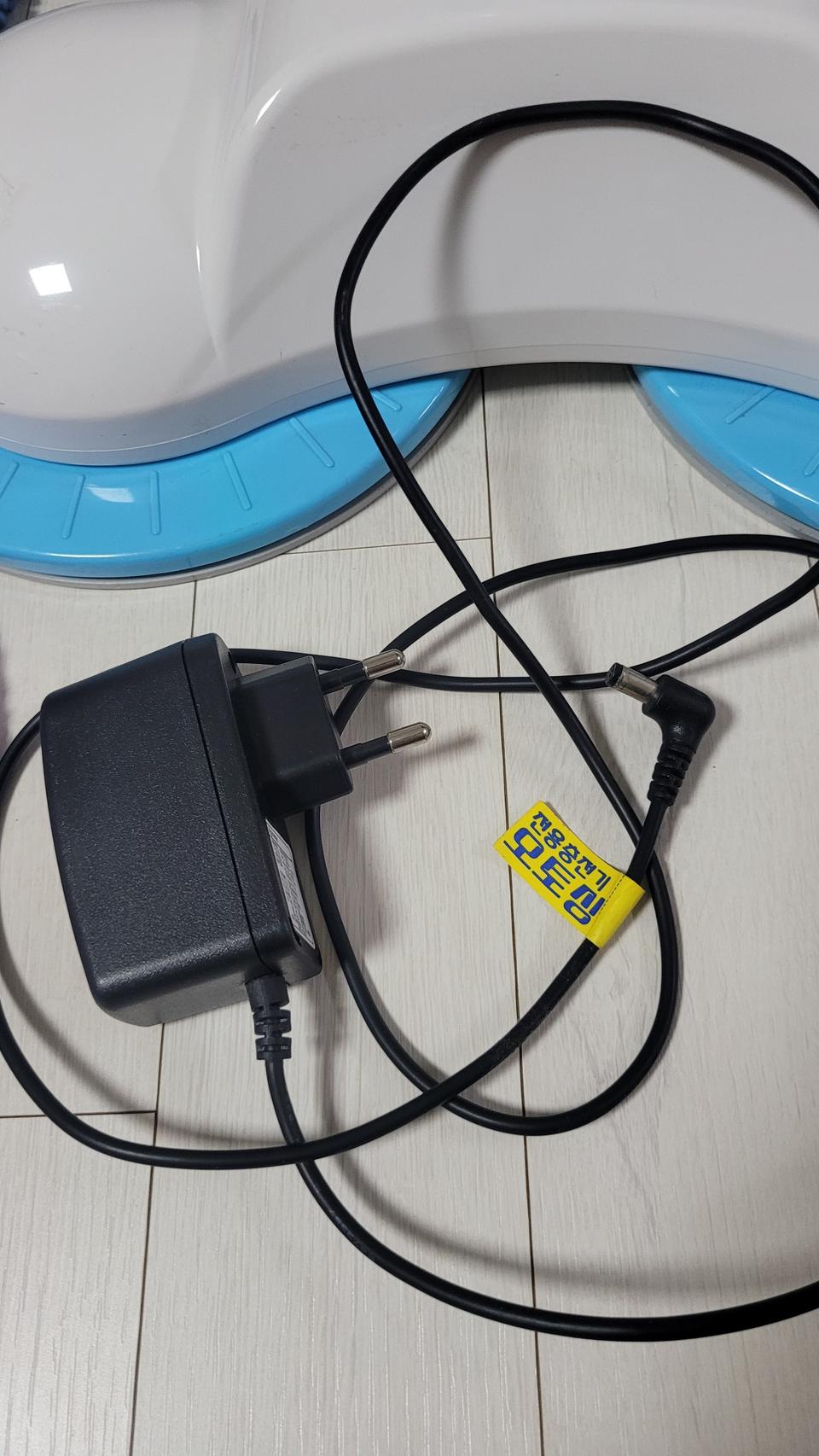 부러진오토싱무선물걸레청소기나눔