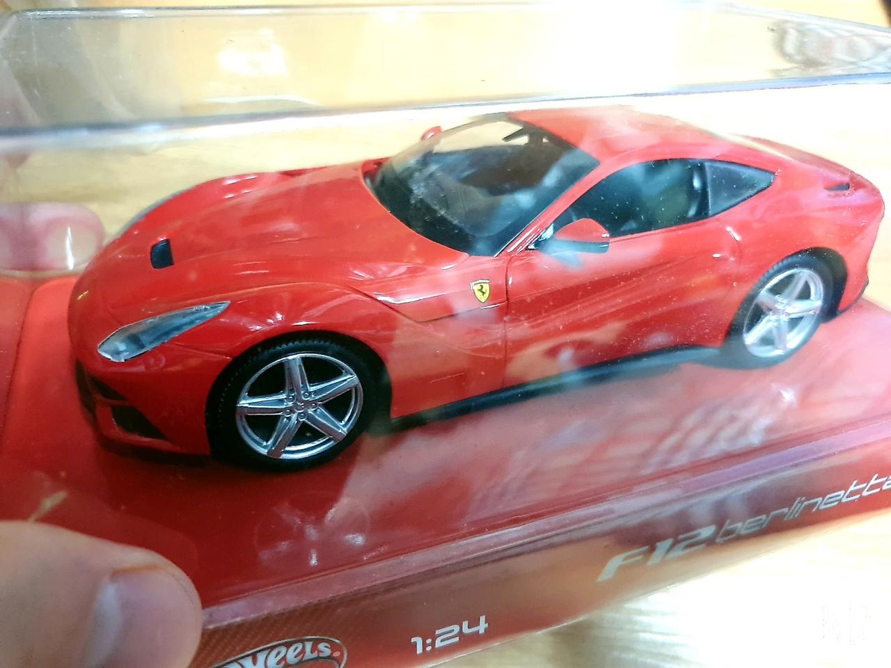 페라리 F12