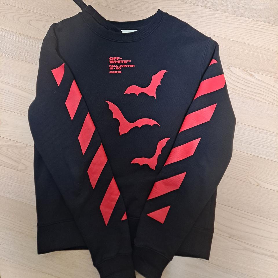 오프화이트 맨투맨