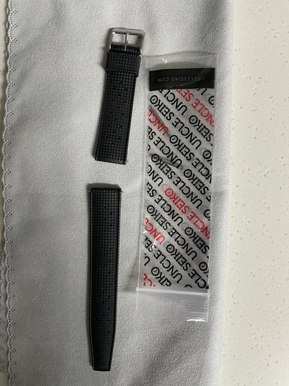 엉클세이코 트로픽 러버밴드 22mm