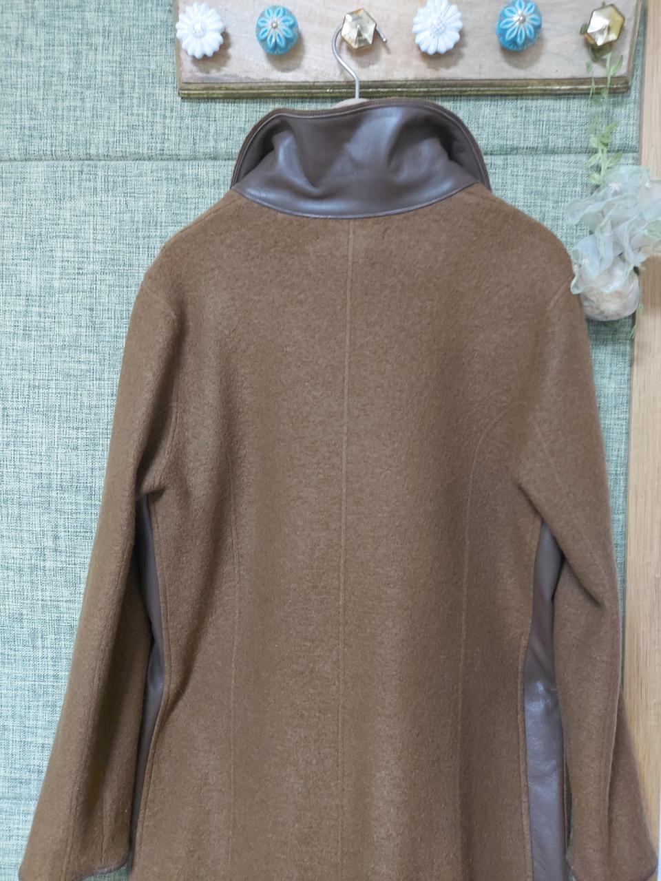 오스트리아 양모코트