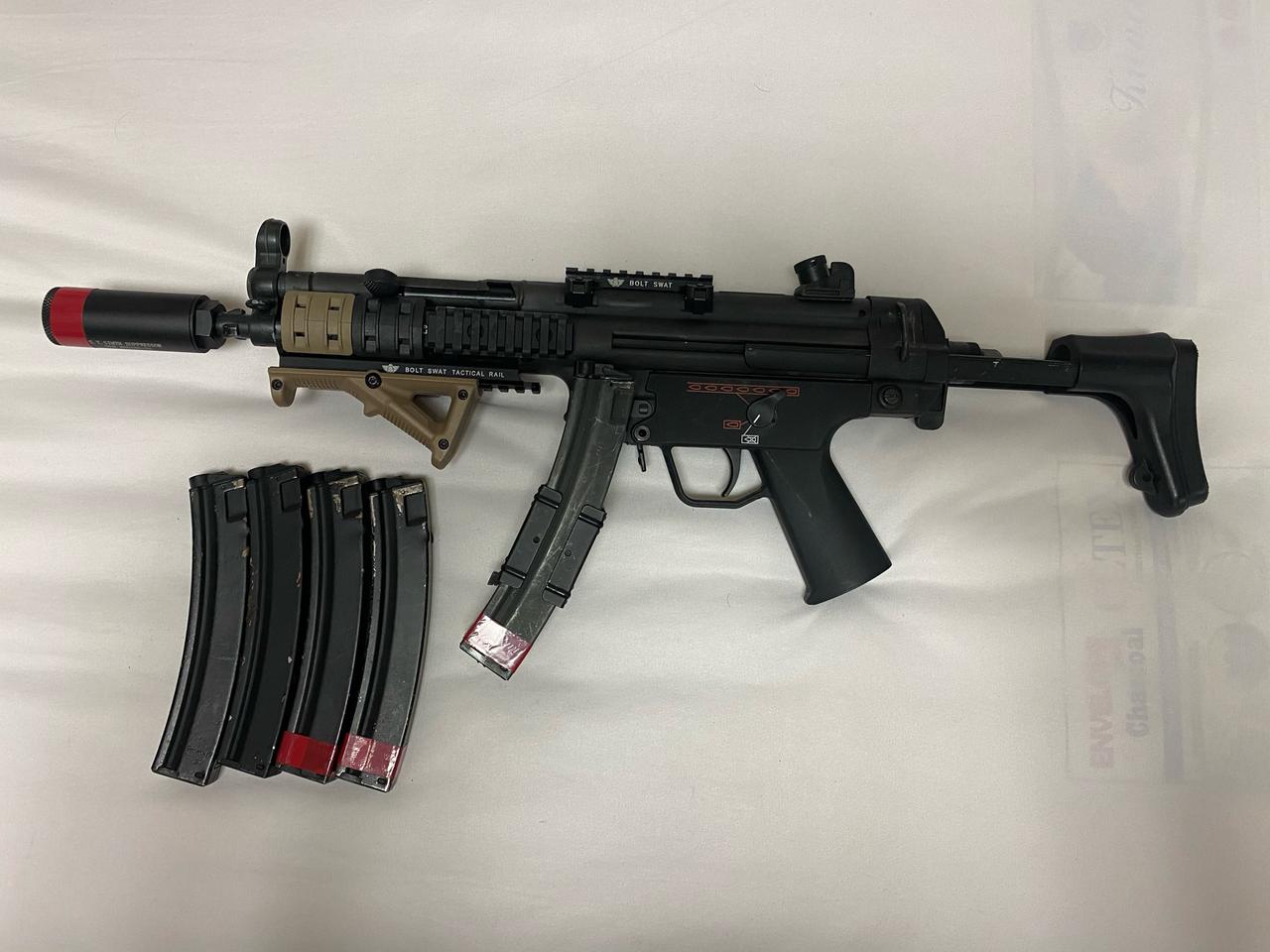 Bolt SWAT MP5 EBB 전동건 팝니다