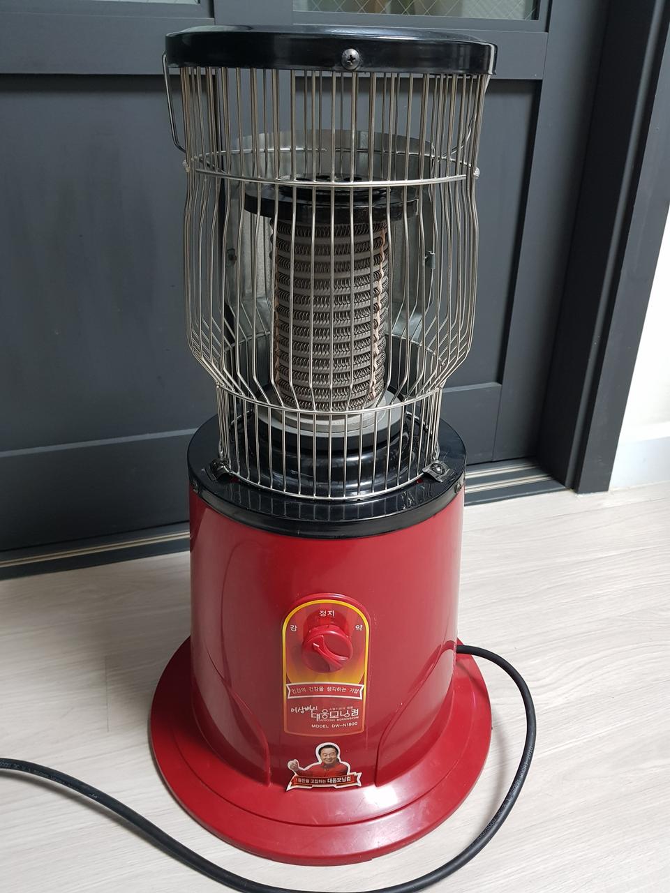 대웅모닝컴 전기 난로 스토브