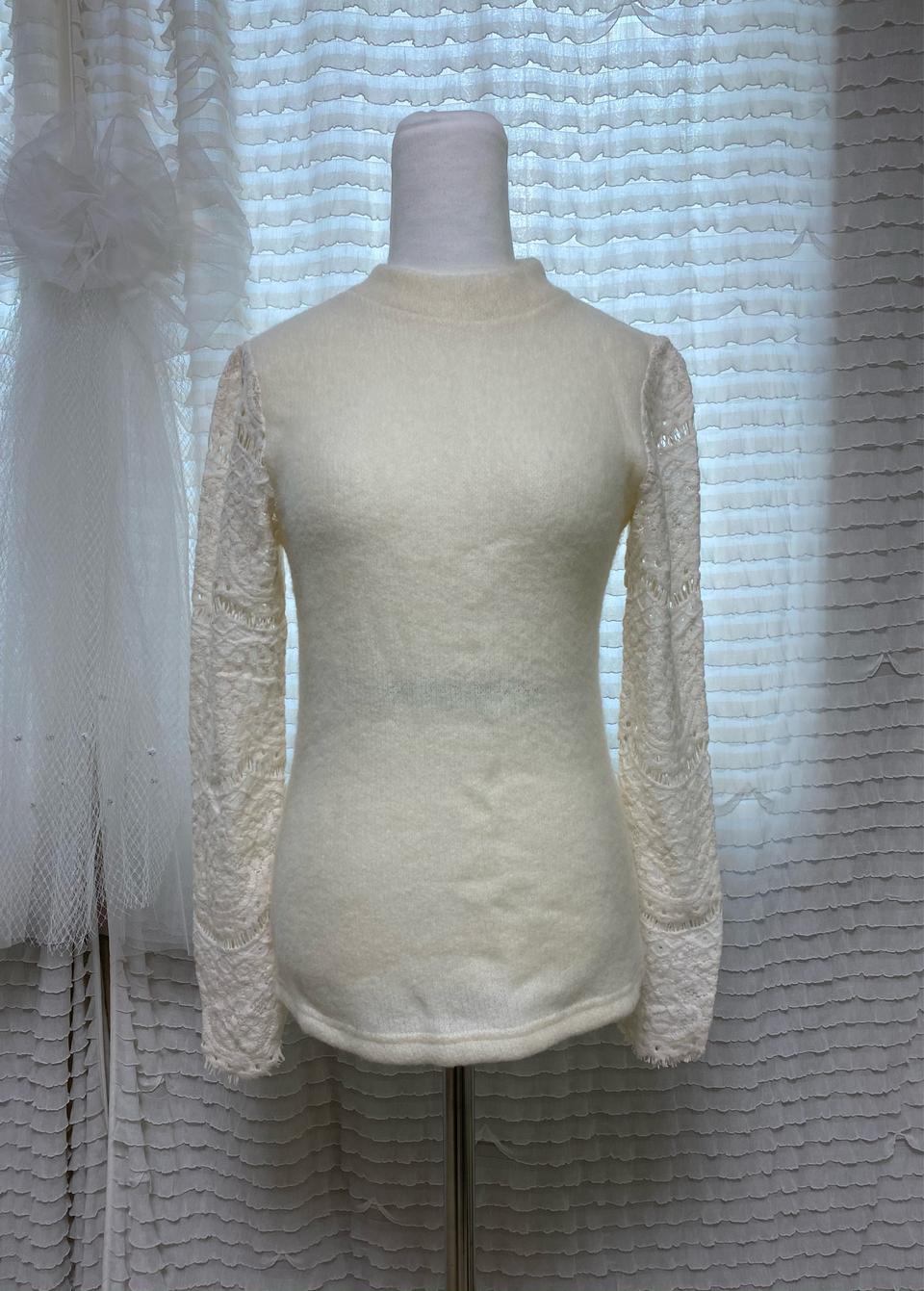 레이스소매 반목니트(새상품)