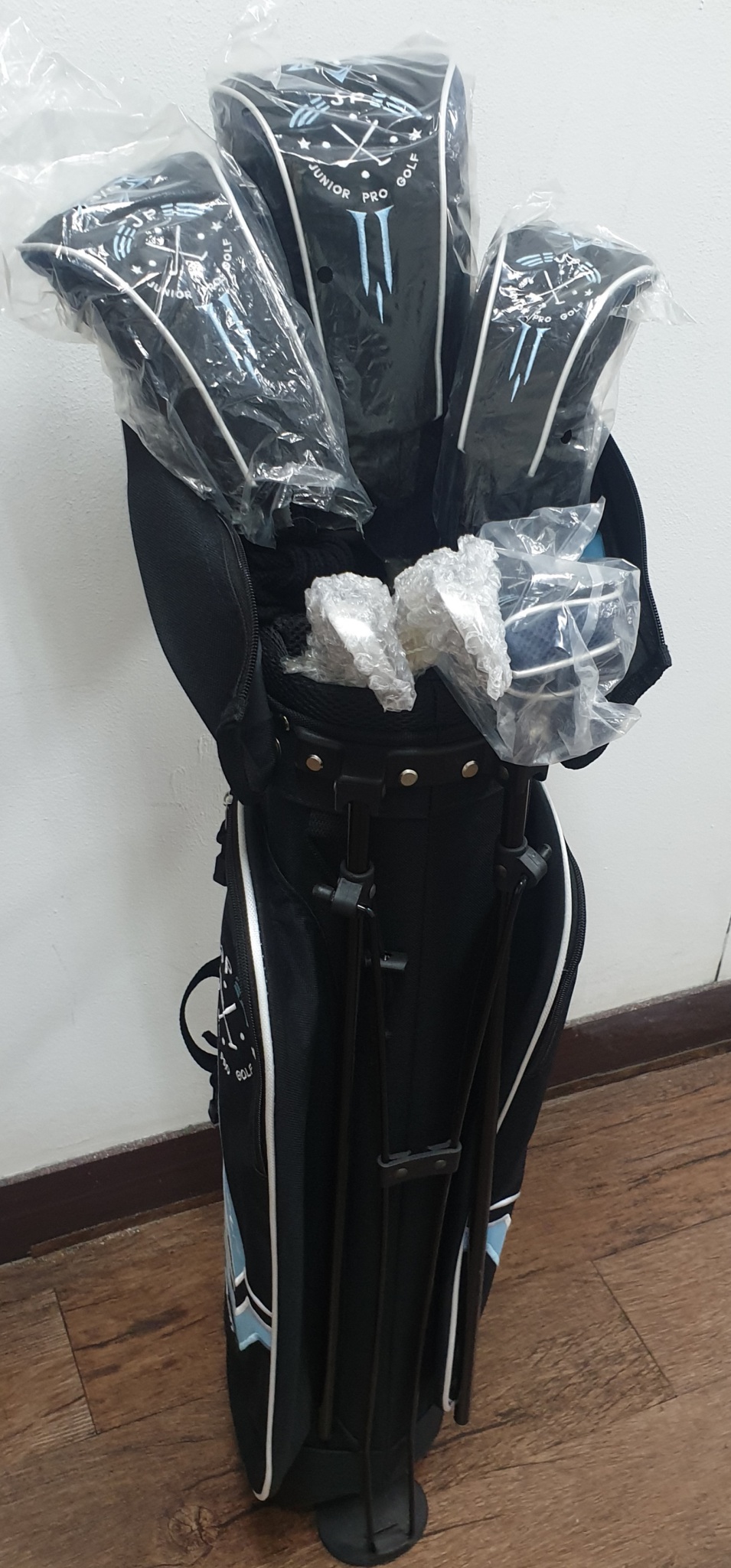 주니어용  GV-TOUR  신품 미개봉  신품 풀셋트