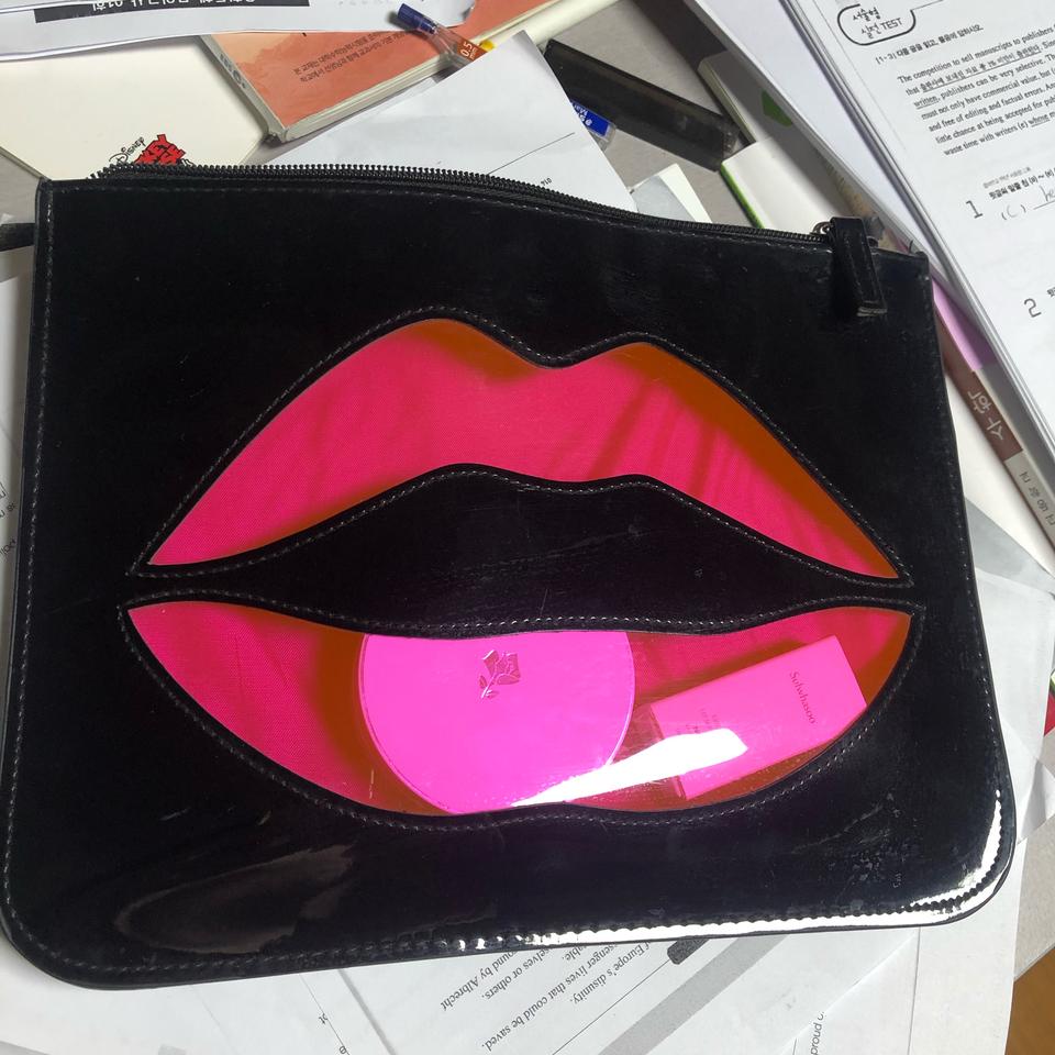 메이크업포에버 에나멜 클러치 나눔