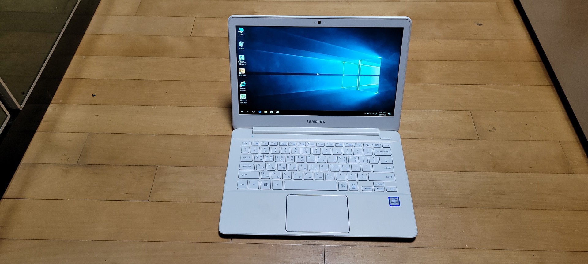 삼성 아티브북9 초경량 노트북(i3-6세대, 램8GB, SSD, 엑셀)