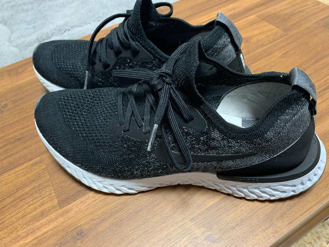 나이키 에픽 리액트 250사이즈