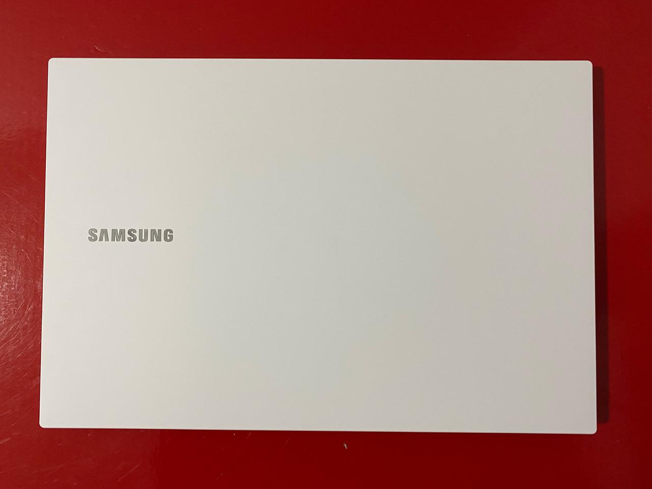 삼성전자 노트북 플러스 (NT550XCJ-K28WS) 판매합니다.