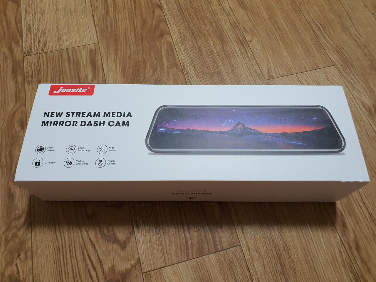 룸미러 블랙박스 10인치 새상품 팔아요 ☆무료배송☆