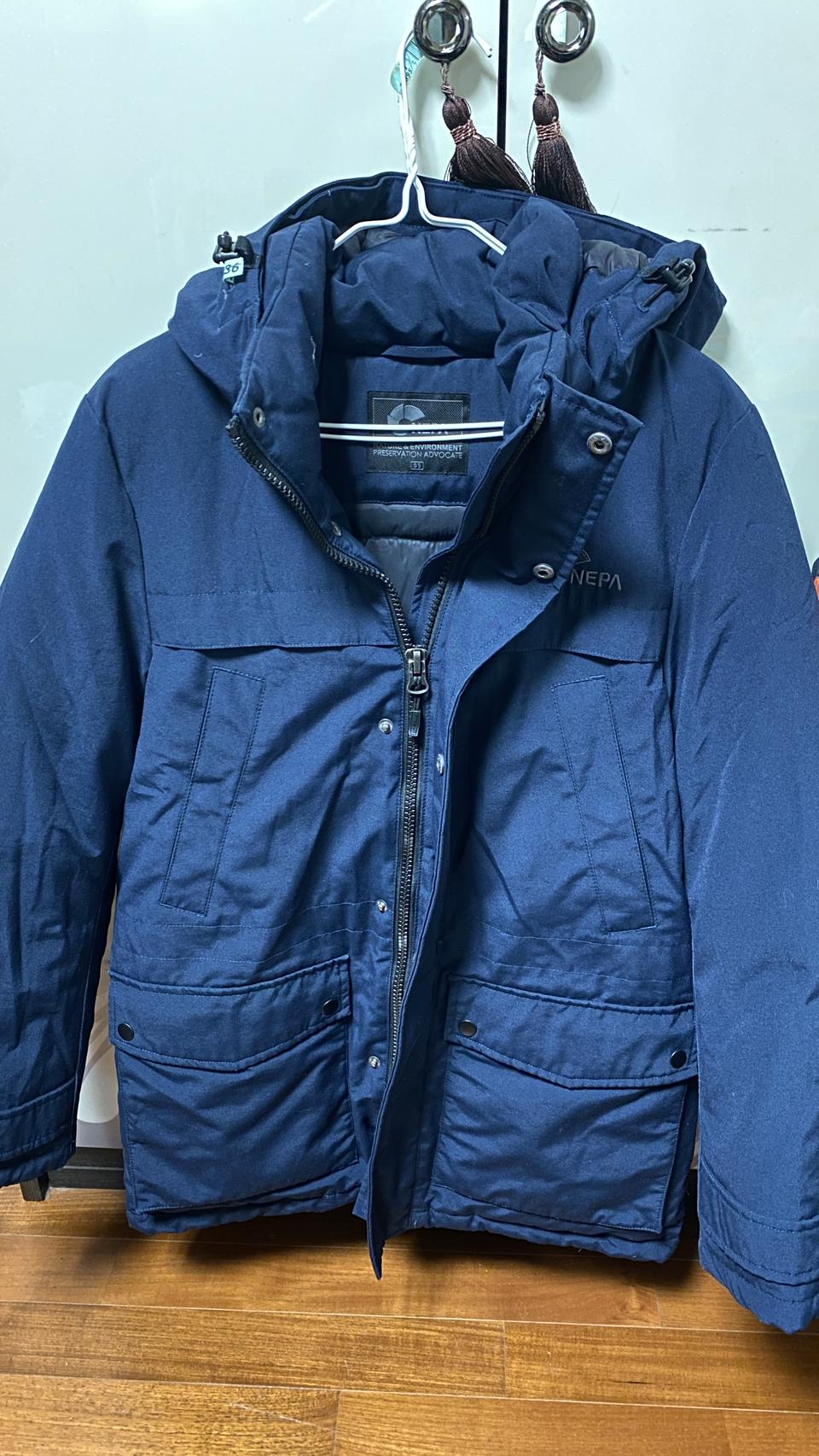 네파 숏패딩 판매합니다.(95)