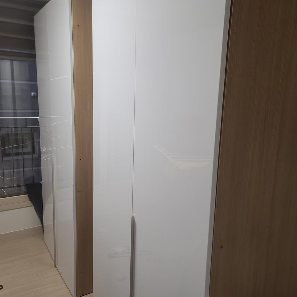 한샘 붙박이장  옷장 판매합니다  1짝당 5만원 급처