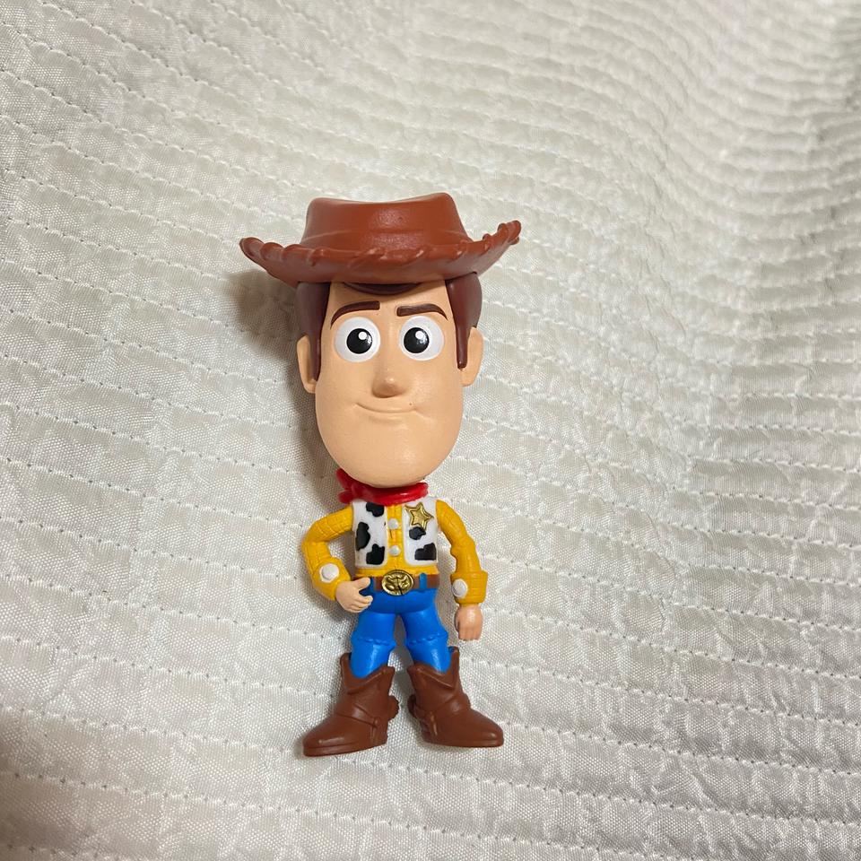 토이스토리 우디 피규어 가챠