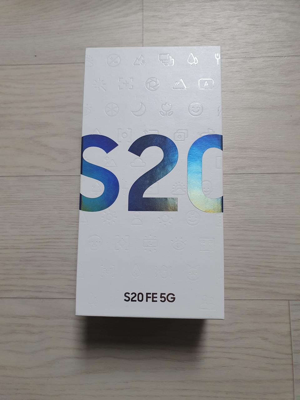 갤럭시 S20FE 자급제 네이비 미개봉 새제품