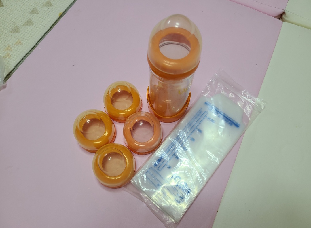 일회용젖병 & 젖병빨대추 등 팝니다