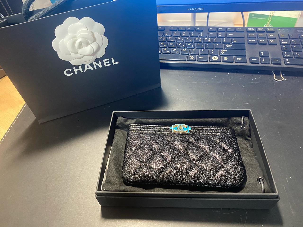 정품) 샤넬 미니 파우치 보이 금장 판매